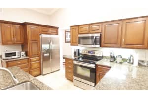 9110 Brookline Dr, Orlando, FL 32819, Sold 09/02/17