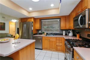 8278 Granada Blvd, Orlando, FL 32836, Sold 10/20/17