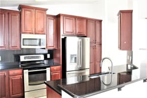 634 Berks Ct, Orlando, FL 32835, Sold 08/02/17
