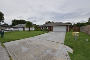 820 Lamp Post Ln, Lakeland, FL 33809, Sold 11/03/17