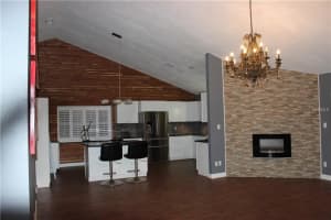 537 Lakeshore Cir, Lake Mary, FL 32746, Sold 08/04/17