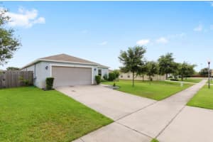2387 Yellow Grass Ct, Apopka, FL 32712, Sold 08/29/17