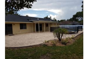 8409 Lost Lake Dr, Orlando, FL 32817, Sold 11/21/17