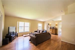 3832 Shawn Cir, Orlando, FL 32826, Sold 11/30/17