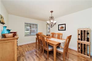 220 Valencia Ct, Winter Garden, FL 34787, Sold 10/10/17