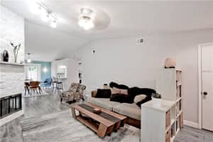 309 Duncan Ct, Orlando, FL 32835, Sold 10/20/17