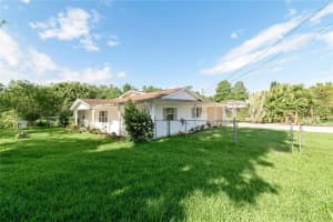 13724 Country Club Dr, Tavares, FL 32778, Sold 09/01/17