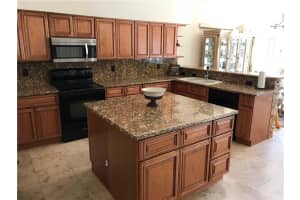 1069 Alvina Ln, Oviedo, FL 32765, Sold 11/03/17