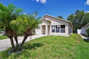 1721 Circe Lake Ct, Orlando, FL 32826, Sold 10/17/17