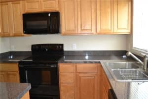 7026 Fox Chase Dr, Lakeland, FL 33810, Sold 10/13/17