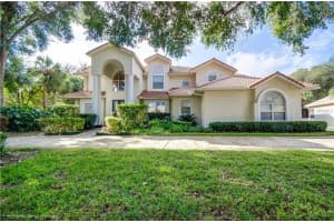 8918 Jonathan Manor Dr, Orlando, FL 32819, Sold 08/18/17