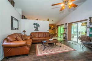 3043 Autumn Run Ct, Orlando, FL 32822, Sold 10/11/17