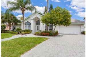 8064 Canyon Lake Cir, Orlando, FL 32835, Sold 03/30/18