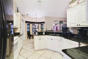 2074 Wentworth Cir, Apopka, FL 32703, Sold 10/27/17