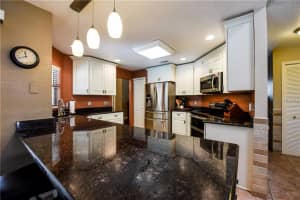 376 Ringwood Cir, Winter Springs, FL 32708, Sold 09/25/17