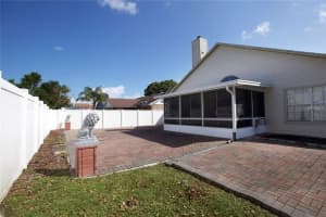 100 N Hampton Ct, Sanford, FL 32773, Sold 11/13/17