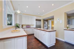 8999 Crichton Wood Ct, Orlando, FL 32819, Sold 12/22/17