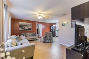117 Woodfield Dr, Sanford, FL 32773, Sold 11/27/17