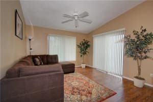 120 Sycamore Ct, Sanford, FL 32773, Sold 12/15/17