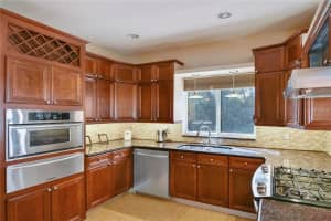 6646 Mangrove Chase Ave, Orlando, FL 32809, Sold 03/19/18