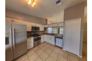 853 Oak Manor Cir, Orlando, FL 32825, Sold 01/03/18