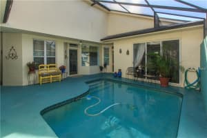 8001 St Andrews Cir, Orlando, FL 32835, Sold 05/31/18