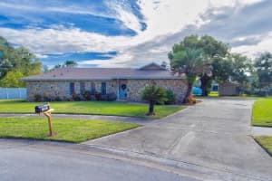 1001 Garden Heights Dr, Winter Garden, FL 34787, Sold 04/23/18