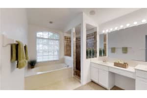 544 Wilmington Cir, Oviedo, FL 32765, Sold 05/18/18