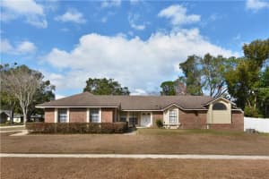 685 Rosemere Cir, Orlando, FL 32835, Sold 04/06/18