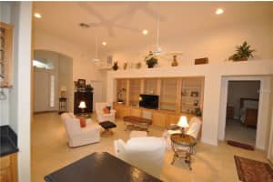 130 Pinewood Ct, Davenport, FL 33896, Sold 04/30/18