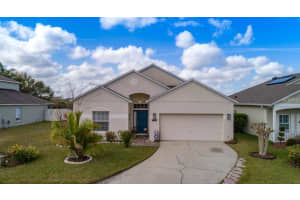 4642 Waterside Pointe Cir, Orlando, FL 32829, Sold 02/28/18