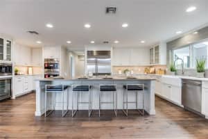 9025 Crichton Wood Dr, Orlando, FL 32819, Sold 07/13/18