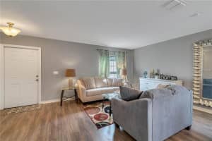 957 Springs Landing Dr, Deltona, FL 32725, Sold 05/25/18