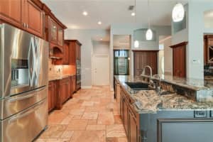 2126 Langley Cir, Orlando, FL 32835, Sold 05/18/18