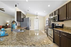 222 Pinefield Dr, Sanford, FL 32771, Sold 04/04/18