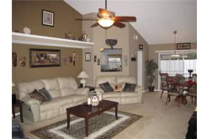 624 Cave Hollow Ln, Orlando, FL 32828, Sold 04/07/18