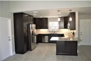 7674 Glenmoor Ln, Winter Park, FL 32792, Sold 04/16/18