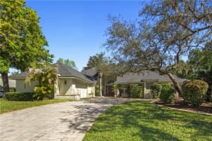 8963 Crichton Wood Ct, Orlando, FL 32819, Sold 04/24/18