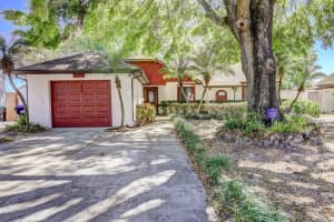 7425 Windsome Ct, Orlando, FL 32810, Sold 04/16/18
