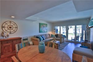4841 Saxon Dr, New Smyrna Beach, FL 32169, Sold 08/31/18
