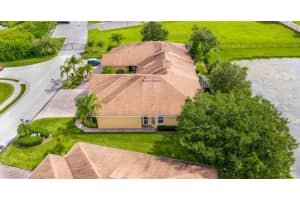 1440 Innsbruck Ct, Winter Haven, FL 33884, Sold 04/01/21