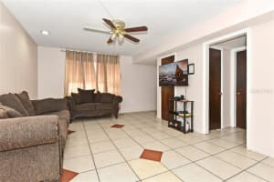 2727 W OAK RIDGE RD #4, ORLANDO, FL 32809 Sold 09/09/22