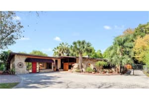 3313 Trentwood Blvd, Belle Isle, FL 32812, Sold 04/15/22