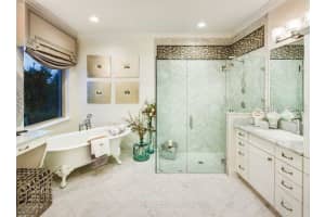 10329 Royal Island Ct, Orlando, FL 32836, Sold 02/15/22