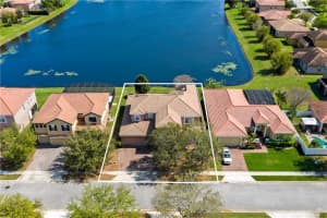 2805 Scenic Ln, Kissimmee, FL 34744, Sold 02/08/22