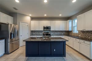 918 BERRY LEAF CT, APOPKA, FL 32703 Sold 09/22/21