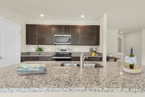 870 Baylor Dr, Deltona, FL 32725, Sold 12/09/21