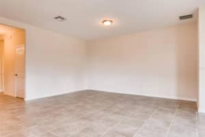 1516 Lyonsdale Ln, Sanford, FL 32771, Sold 11/29/21