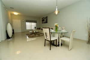 3153 Sun Lake Ct, Kissimmee, FL 34747, Sold 10/29/21