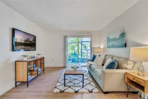 956 Lake Destiny Rd, Altamonte Springs, FL 32714, Sold 10/29/21